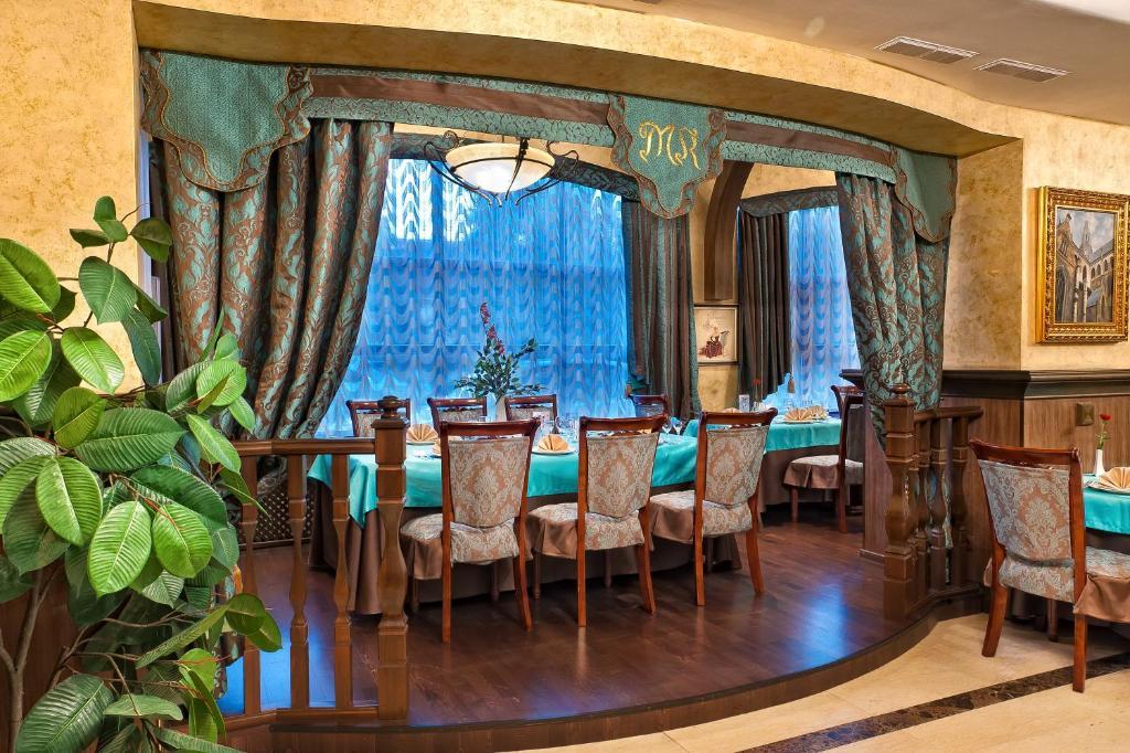 Merey Hotel Karaganda Ngoại thất bức ảnh