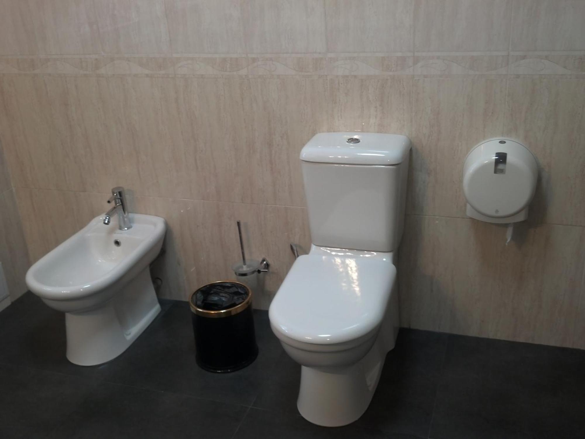 Merey Hotel Karaganda Ngoại thất bức ảnh